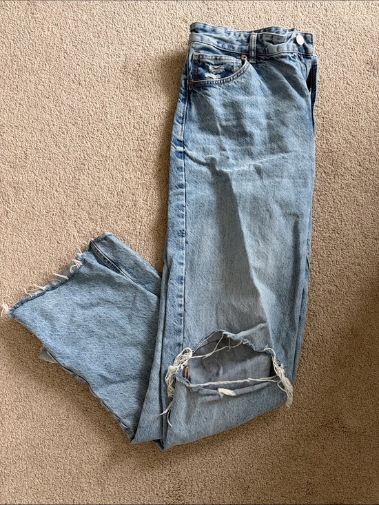 Zara Denim - Light Wash Distressed Baggy Jeans